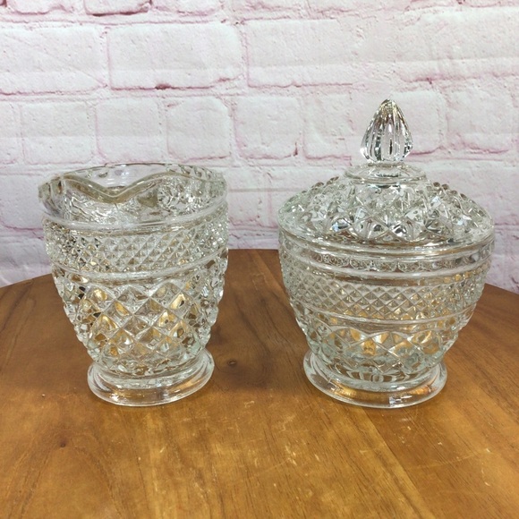 Vintage Anchor Hocking Wexford Covered Sugar and Creamer Set - Picture 3 of 10